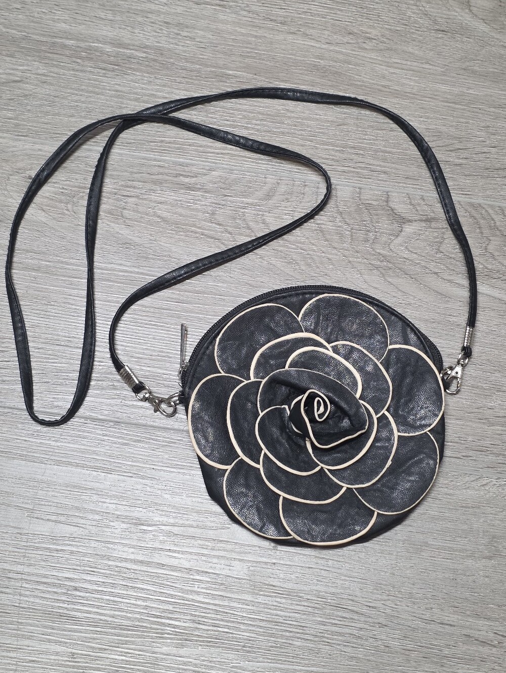 Black Flower Crossbody Bag Clutch Purse Removable Strap Cream Trim
